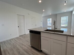 960 Ventnor Ave in Centerton, AR - Building Photo - Building Photo