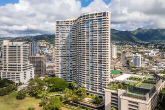 Marco Polo in Honolulu, HI - Building Photo - Building Photo