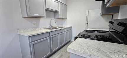 1309 Coffman St in Longmont, CO - Building Photo - Building Photo