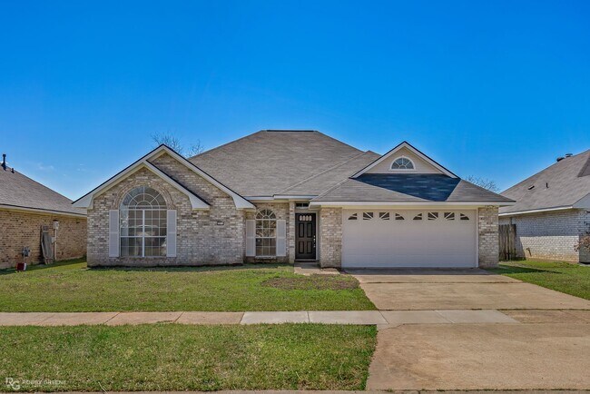 property at 2212 Beauregard Pl