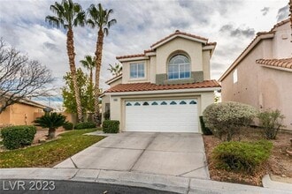 9705 Ridge Creek Pl in Las Vegas, NV - Building Photo - Building Photo