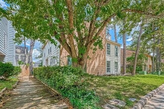 17805 Villa Way Dr in Spring, TX - Building Photo - Building Photo