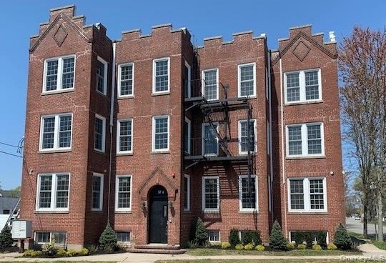 property at 724 Howell Ave