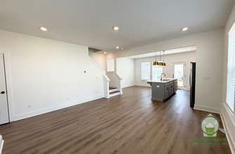 525 Harebell Wy in Greenville, SC - Building Photo - Building Photo