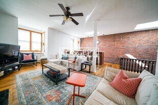 486 Massachusetts Ave, Unit 3 in Boston, MA - Building Photo