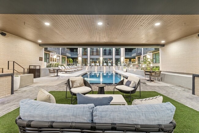 The Brentwood in Austin, TX - Building Photo - Building Photo