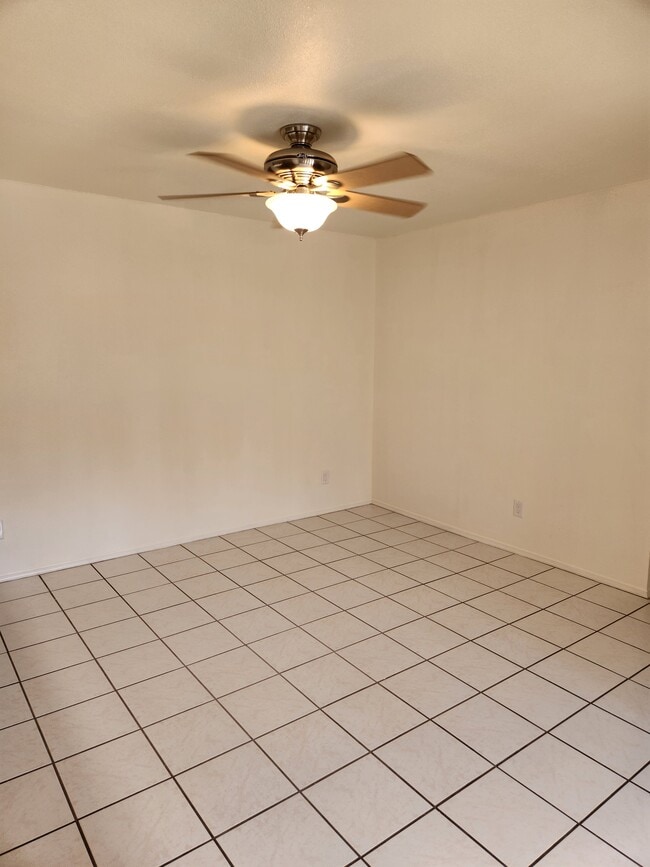 14404 N 57th Dr in Glendale, AZ - Building Photo - Building Photo