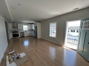 150 Rumney Rd in Revere, MA - Building Photo - Building Photo