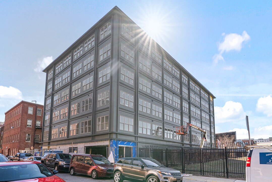Lotus in Philadelphia, PA - Building Photo