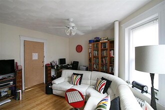 333 Harvard St, Unit 12 in Cambridge, MA - Building Photo - Building Photo