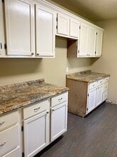 325 Alex St in Vidor, TX - Building Photo - Building Photo