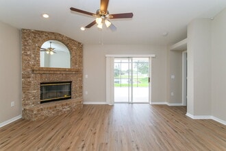 29551 Morwen Pl in Zephyrhills, FL - Foto de edificio - Building Photo