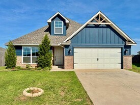 18305 Autumn Grv Ct in Edmond, OK - Building Photo
