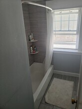 8 Harding Pl in New Haven, CT - Building Photo - Building Photo