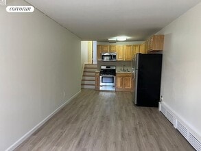 138 Terrace Pl in Brooklyn, NY - Building Photo - Building Photo