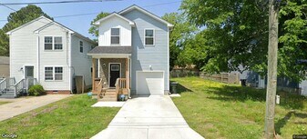 713 Hemlock Ave in Hampton, VA - Building Photo