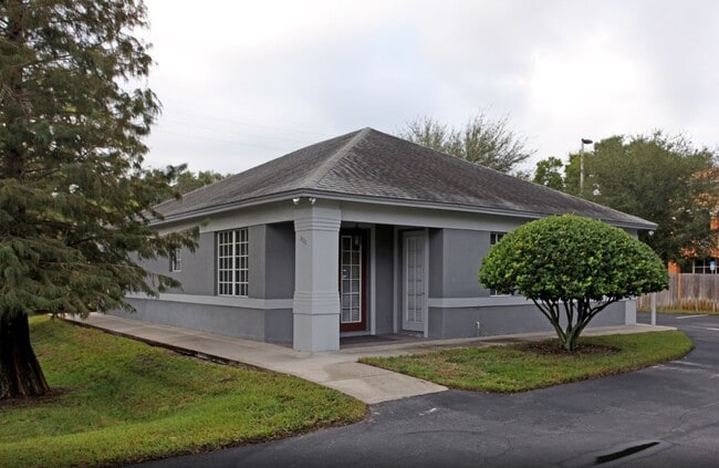 property at 200 N Primrose Dr