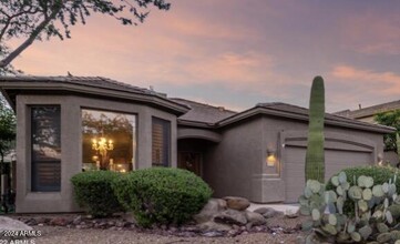 9338 E Laurel Cir in Mesa, AZ - Building Photo - Building Photo