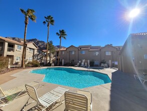 2110 Los Feliz St, Unit 1004 in Las Vegas, NV - Building Photo - Building Photo