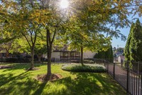 Courts at Walker Mill Apartments in Capitol Heights, MD - Foto de edificio - Building Photo