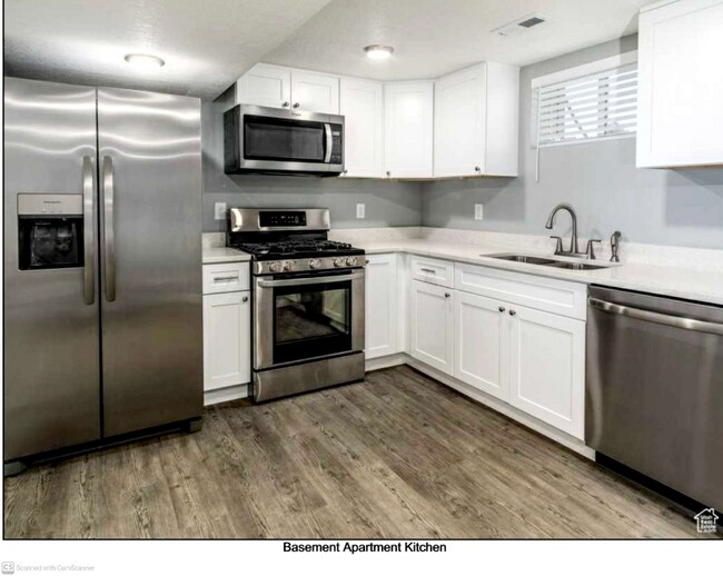 825 40th St-Unit -B in Ogden, UT - Building Photo - Building Photo
