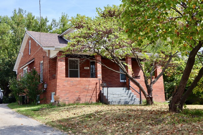 2441 Hord Ave in Jennings, MO - Building Photo - Building Photo