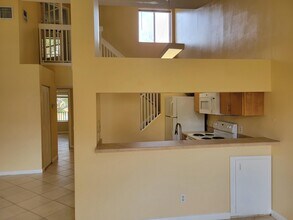 1112 Coral Club Dr in Coral Springs, FL - Building Photo - Building Photo