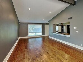 12043 High Meadow Dr in Dallas, TX - Building Photo - Building Photo