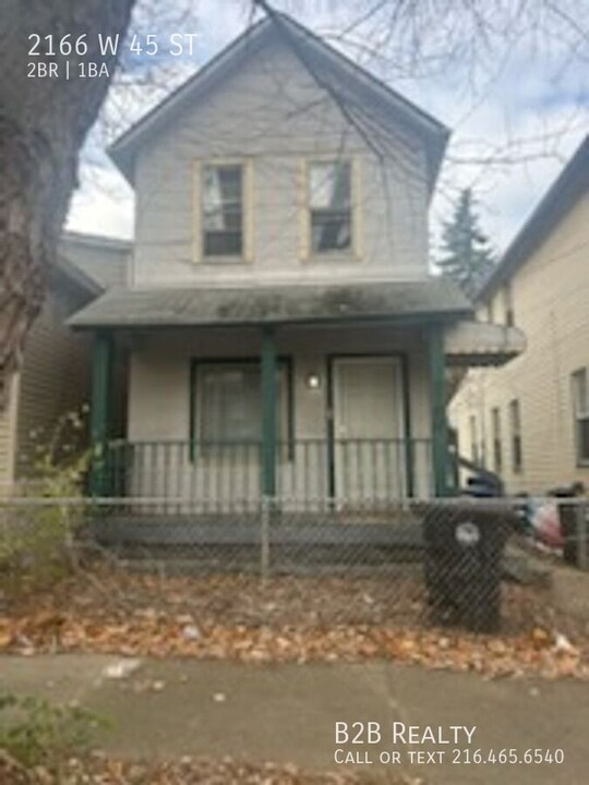 2166 W 45th St in Cleveland, OH - Building Photo