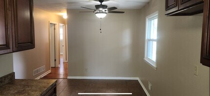 3412 Winnland Dr in Louisville, KY - Building Photo - Building Photo