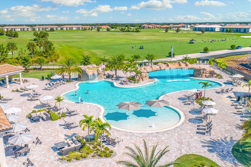 17006 Vardon Ter in Bradenton, FL - Building Photo