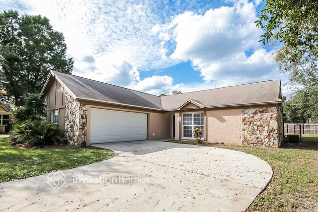 property at 821 Sunridge Point Dr