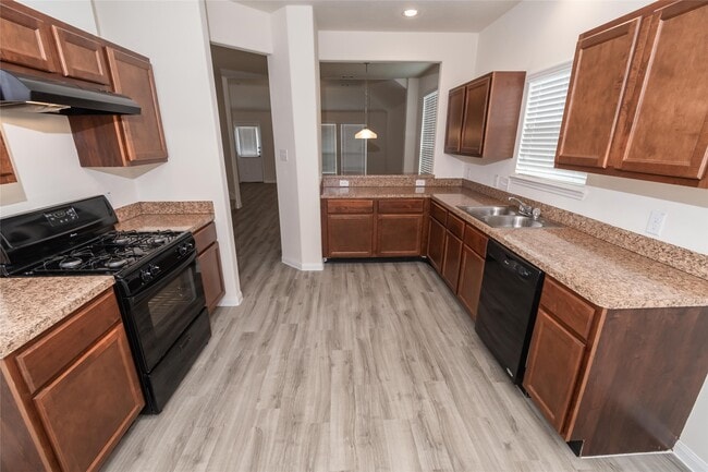 property at 2606 Montecito Ln