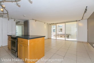 440 Lewers St-Unit -#604 in Honolulu, HI - Building Photo - Building Photo