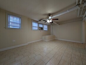 5131 N Wolcott Ave, Unit g in Chicago, IL - Building Photo - Building Photo