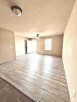 100 Edna St in Waynesville, MO - Building Photo