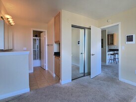4860 Rolando Ct, Unit 75 in San Diego, CA - Building Photo