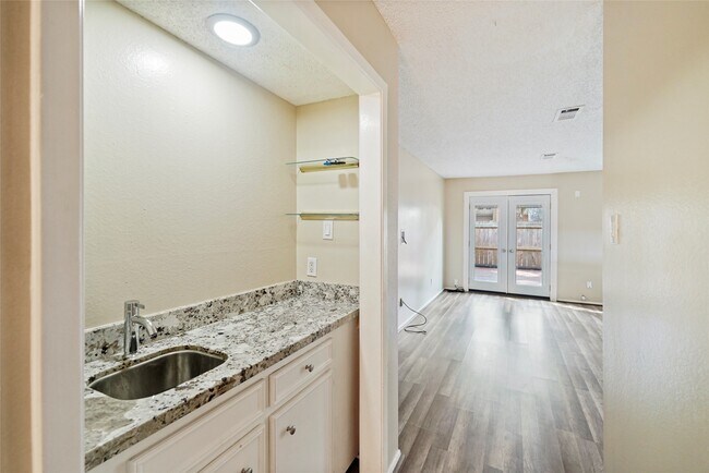 5836 Sampley Way in Houston, TX - Building Photo - Building Photo