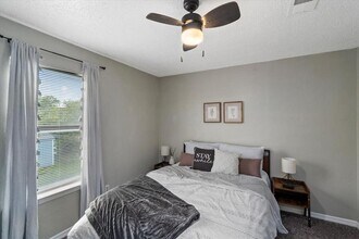 200 Laurel Dr in Round Rock, TX - Building Photo - Building Photo