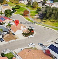 1349 Valencia Loop in Chula Vista, CA - Building Photo
