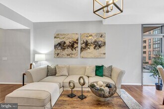 440 L St NW, Unit 204 in Washington, DC - Building Photo - Building Photo