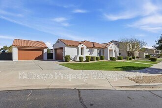 19244 E Rosa Rd in Queen Creek, AZ - Building Photo - Building Photo