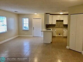 1136 NW 5th Ct in Fort Lauderdale, FL - Building Photo - Building Photo