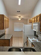 1312 Coolmont Dr in Brandon, FL - Foto de edificio - Building Photo