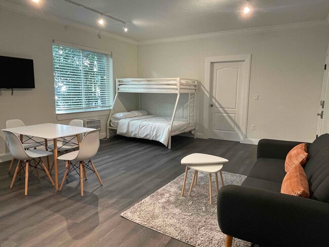 property at 1135 Euclid Ave