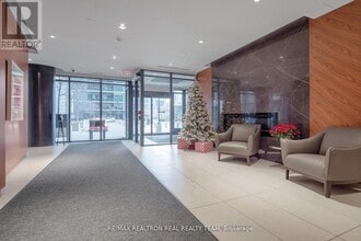 9 Valhalla Inn Rd in Toronto, ON - Building Photo - Building Photo