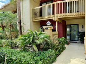 13135 Chadwick Ct, Unit 9 in West Palm Beach, FL - Building Photo