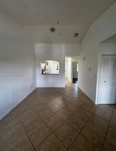 22621 SW 88 Pl in Cutler Bay, FL - Building Photo - Building Photo