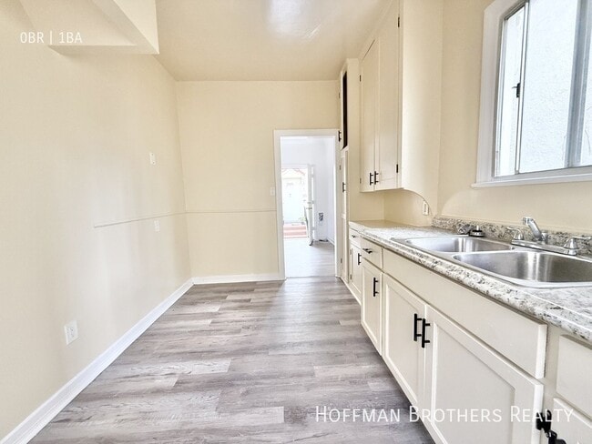 2927 West Blvd in Los Angeles, CA - Building Photo - Building Photo