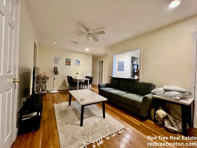 property at 62 Egmont St